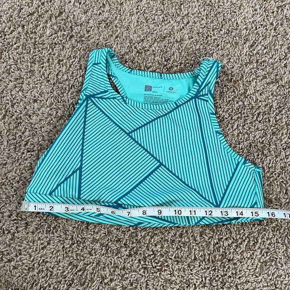 Xersion - Picture 9 of 12